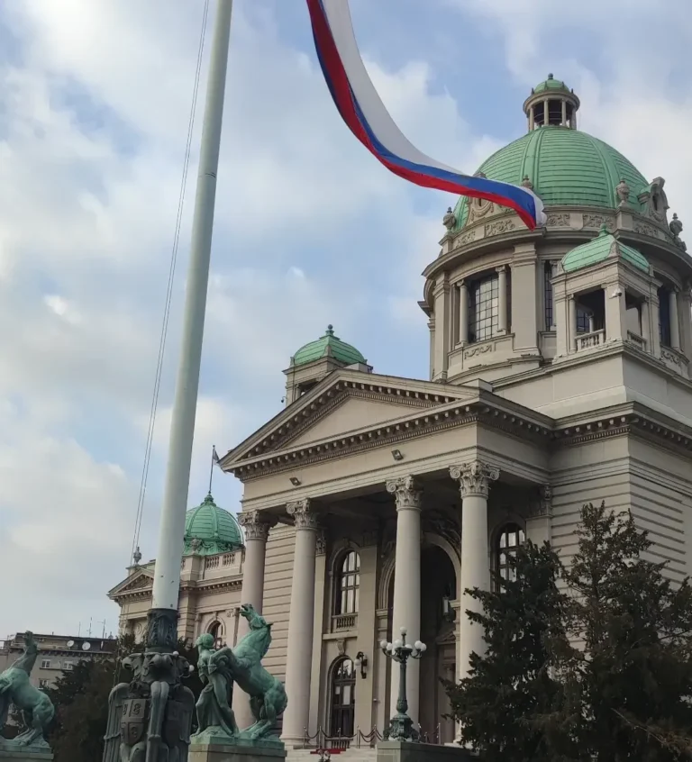 Parlamento de Serbia, una de las cosas que ver en Belgrado