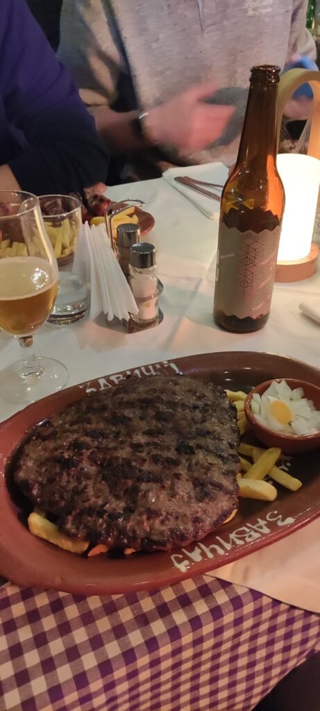 Pljeskavica, qué comer en Belgrado, Serbia