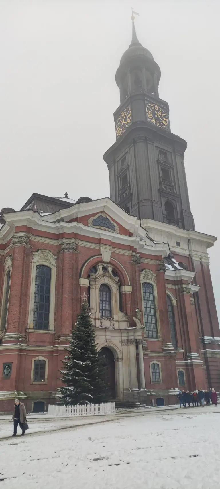 Iglesia San Miguel, una de las cosas que ver en Hamburgo en 1 día