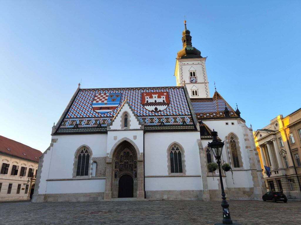Iglesia de San Marcos, una de las mejores cosas que ver en Zagreb en un día