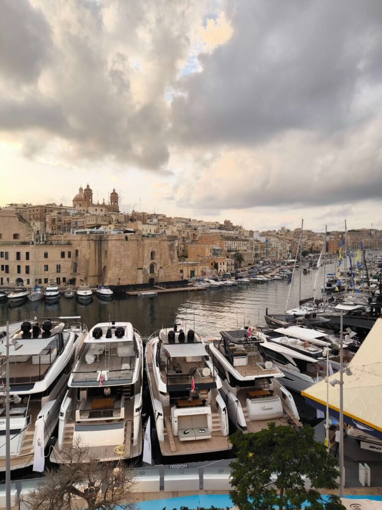 Puerto en La Valeta, dentro de las tres ciudades, lo mejor que hacer en un día