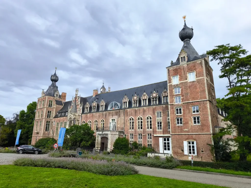 Palacio de Arenberg en Lovaina, uno de los sitios más bonitos que ver en la ciudad en 1 día