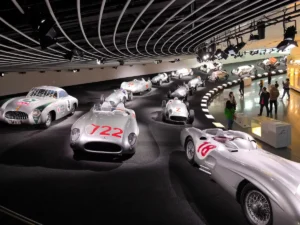 Lee más sobre el artículo Qué ver en Stuttgart en 1 día: La capital del motor de Alemania