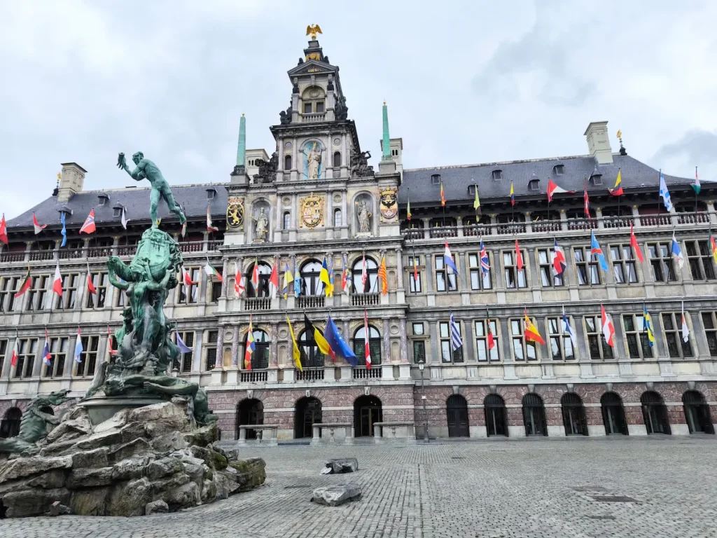 Qué ver en Amberes en 1 día: Guía completa con mapa + ruta