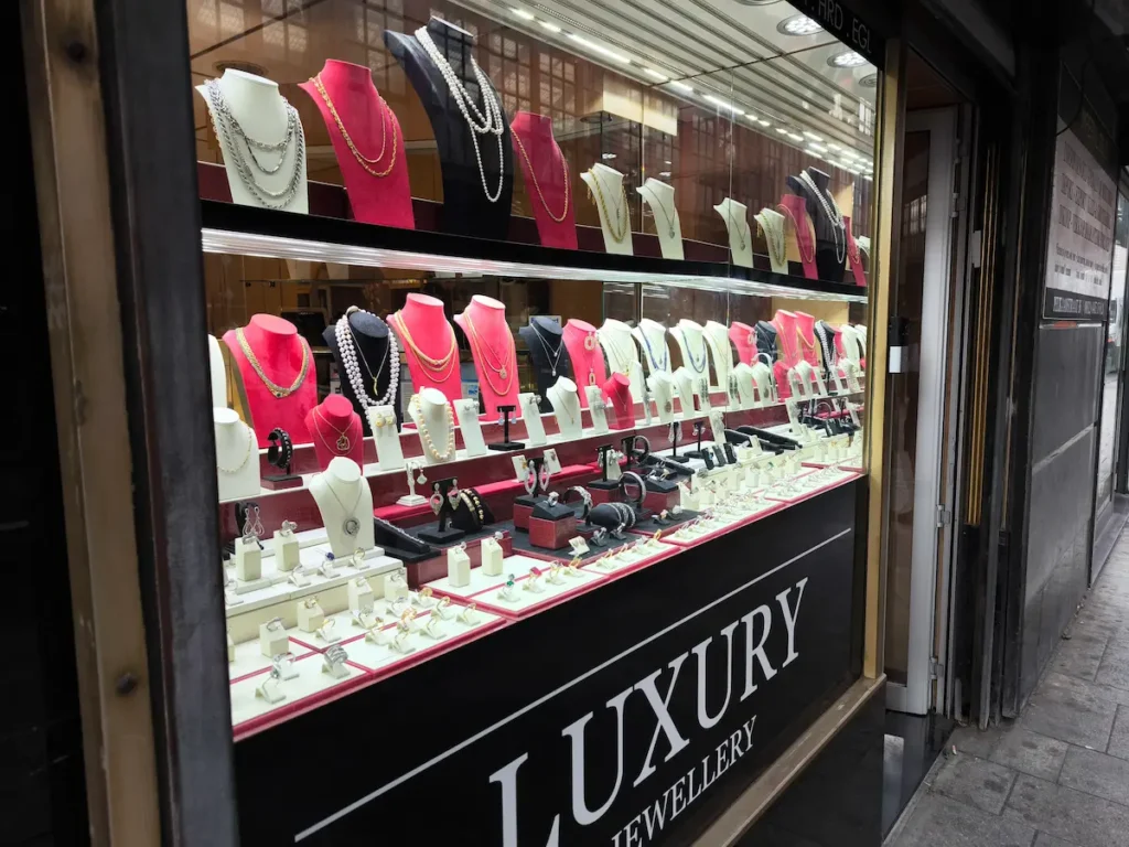 Joyería en el Barrio de los Diamantes en Amberes, en Bélgica