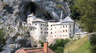 Guía para visitar la cueva de Postojna y el castillo de Predjama en Eslovenia