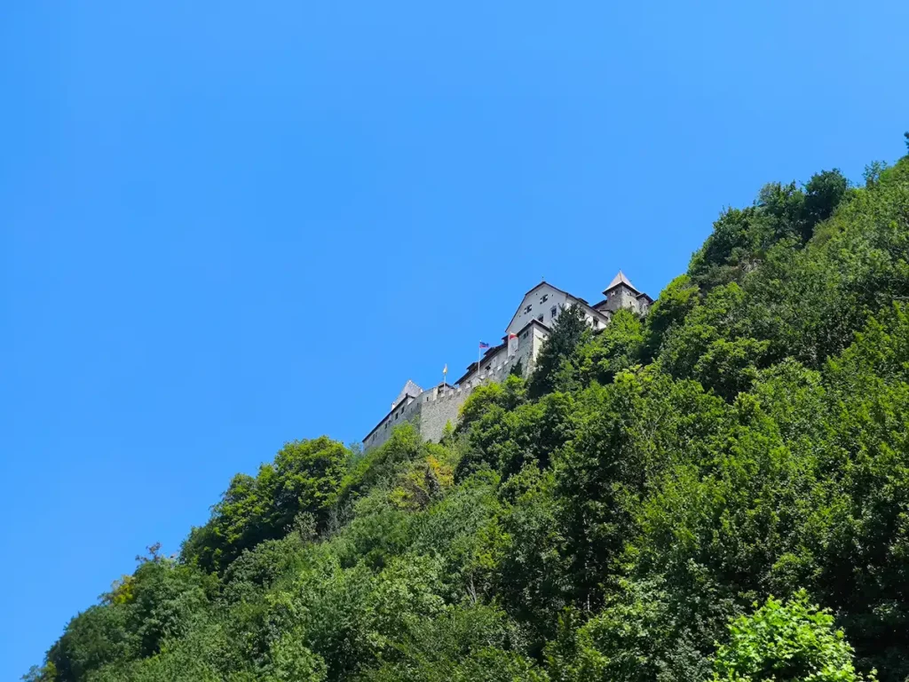 Castillo de Liechtenstein, la residencia de la familia principesca del pequeño país en Vaduz
