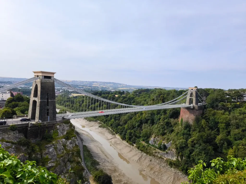 Puente Colgante de Clifton en Bristol, el icono de la ciudad inglesa