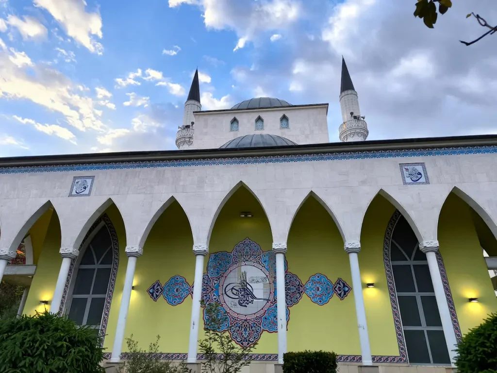 Mezquita de Parruca, uno de los templos que visitar en Shkodër, Albania