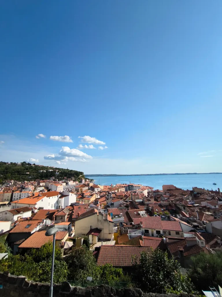 Mar desde las alturas de Piran, uno de los pueblos con costa de Eslovenia